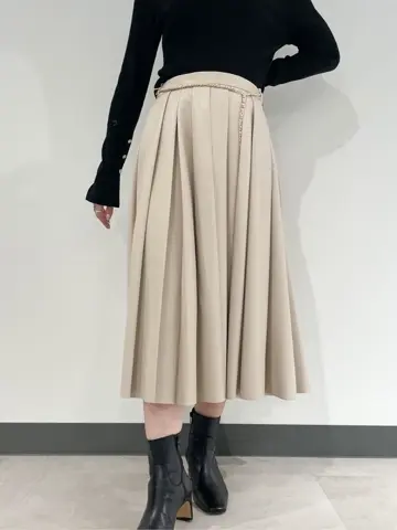 GRACE CONTINENTAL Yuuki NOZAWA コーディネート画像