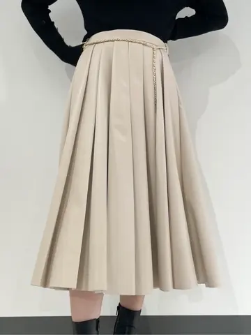 GRACE CONTINENTAL Yuuki NOZAWA コーディネート画像