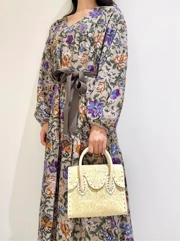 GRACE CONTINENTAL MORITA AI コーディネート画像