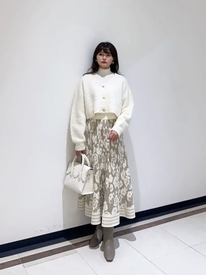 GRACE CONTINENTAL MORITA AI コーディネート画像