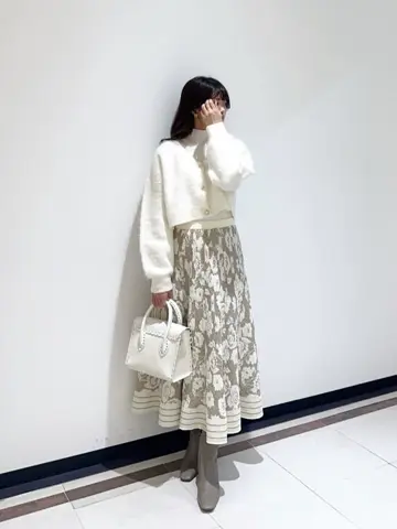 GRACE CONTINENTAL MORITA AI コーディネート画像