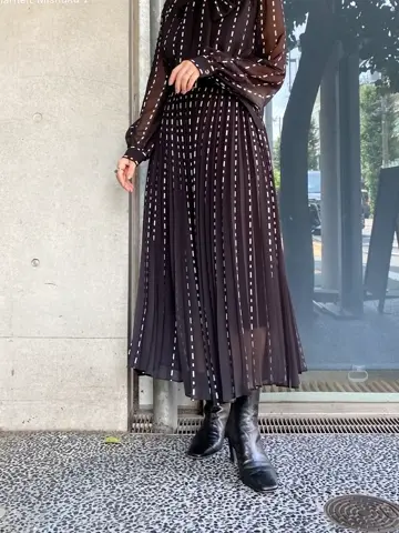 GRACE CONTINENTAL 古川温子 コーディネート画像