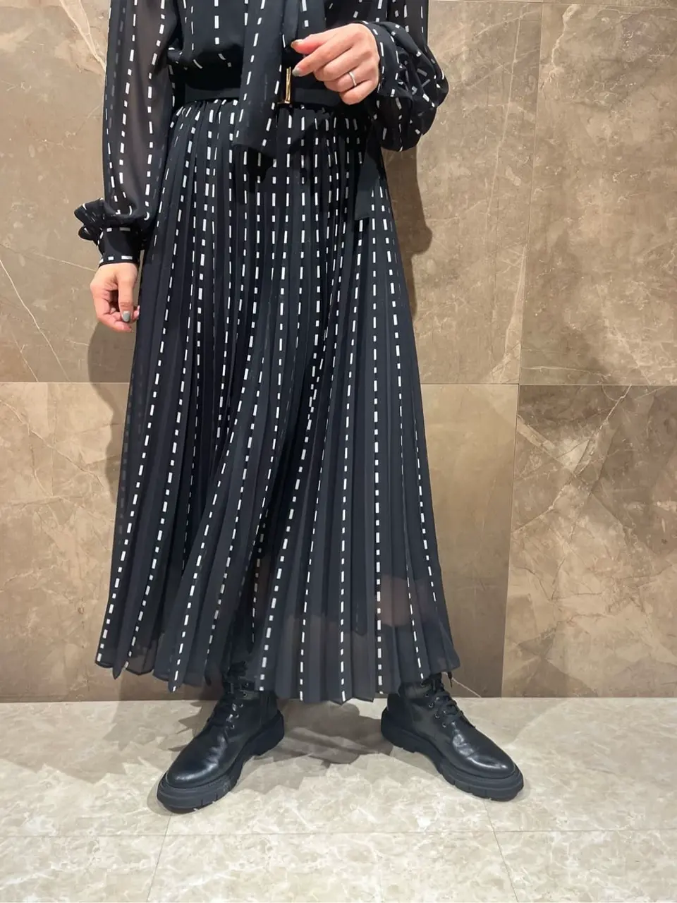 GRACE CONTINENTAL 穐山　香織 コーディネート画像