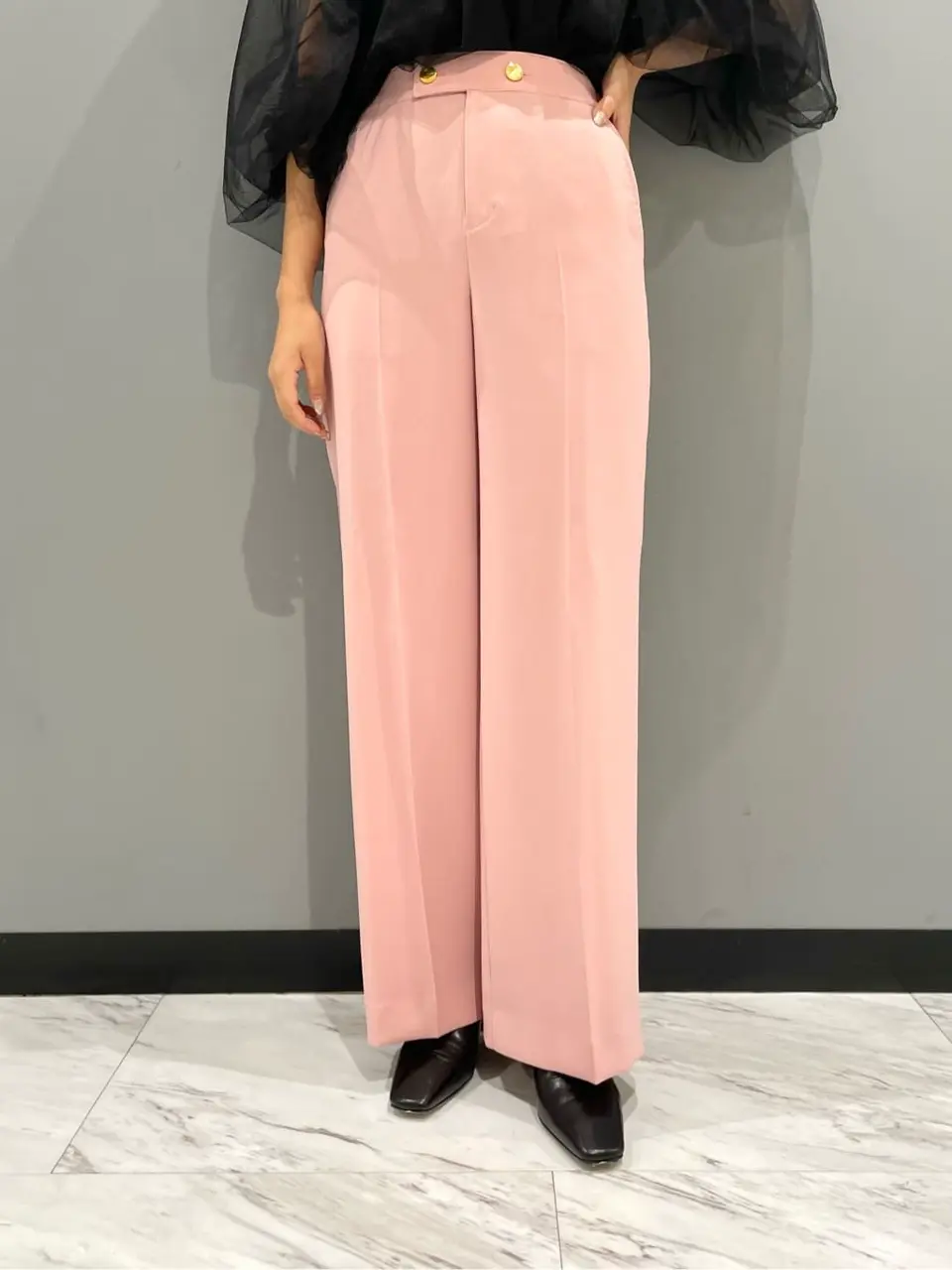 GRACE CONTINENTAL yoshi コーディネート画像