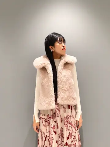 GRACE CONTINENTAL yoshi コーディネート画像