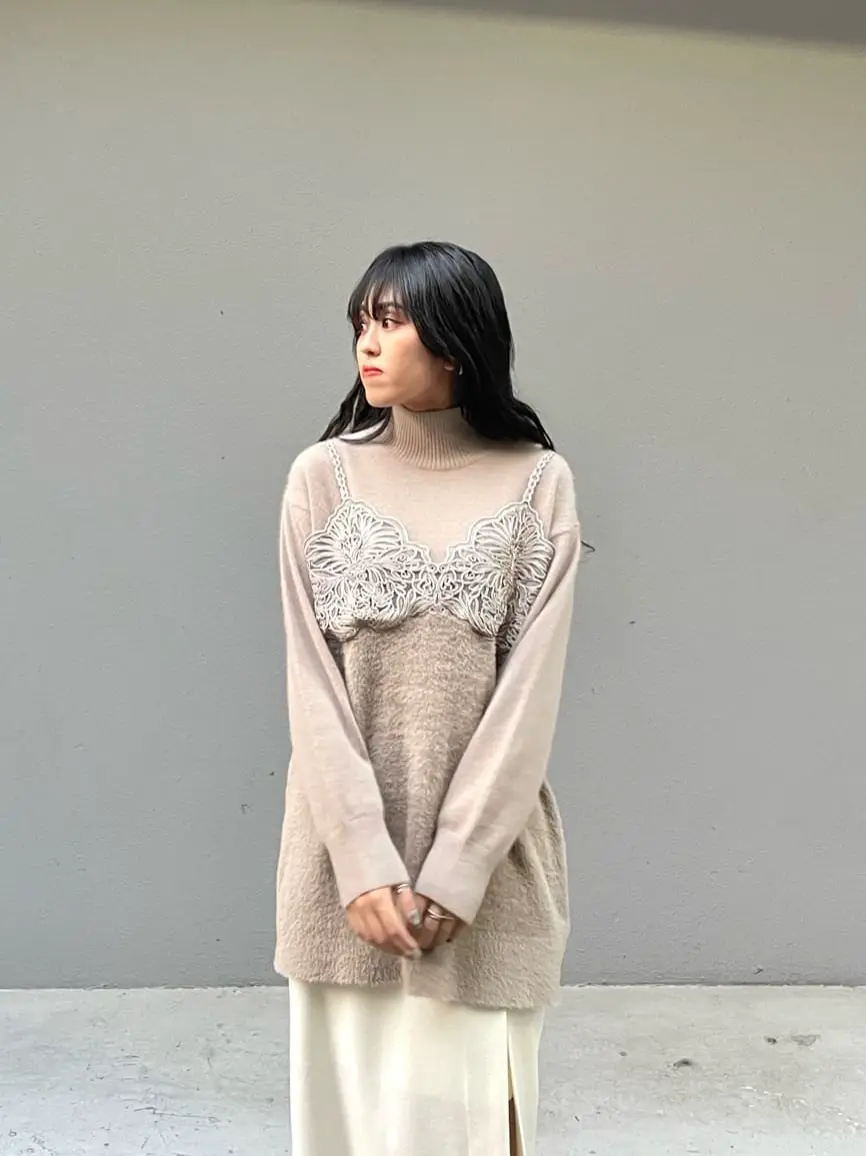 GRACE CONTINENTAL yoshi コーディネート画像