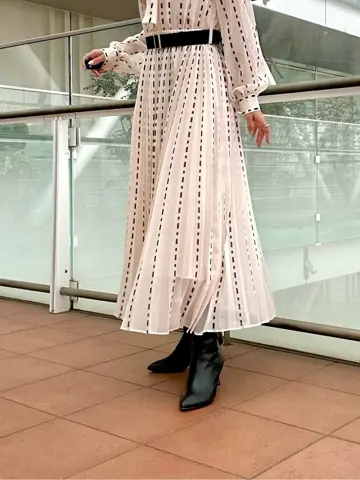 GRACE CONTINENTAL FUKUSHIMA YURIE コーディネート画像