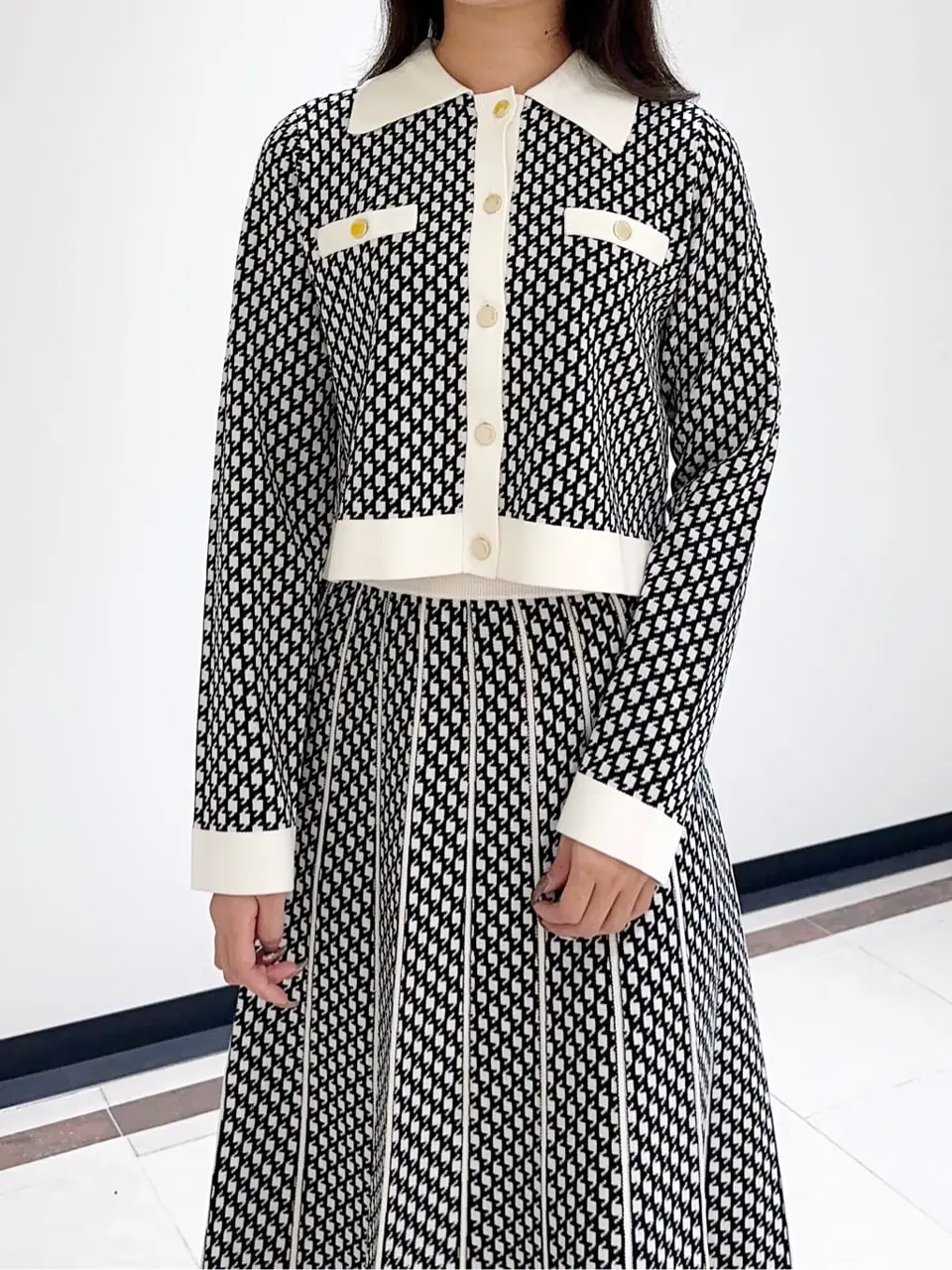 GRACE CONTINENTAL MORITA AI コーディネート画像