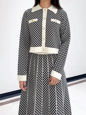 GRACE CONTINENTAL MORITA AI コーディネート画像