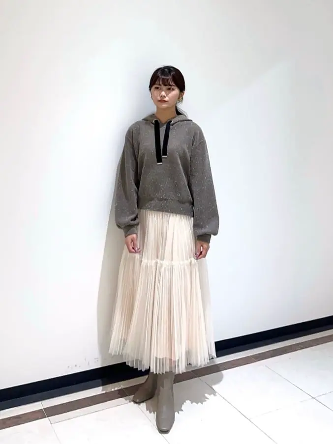 GRACE CONTINENTAL MORITA AI コーディネート画像