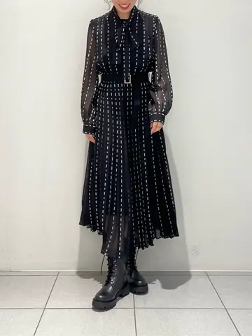 GRACE CONTINENTAL OZAWA コーディネート画像