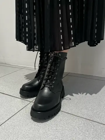 GRACE CONTINENTAL OZAWA コーディネート画像