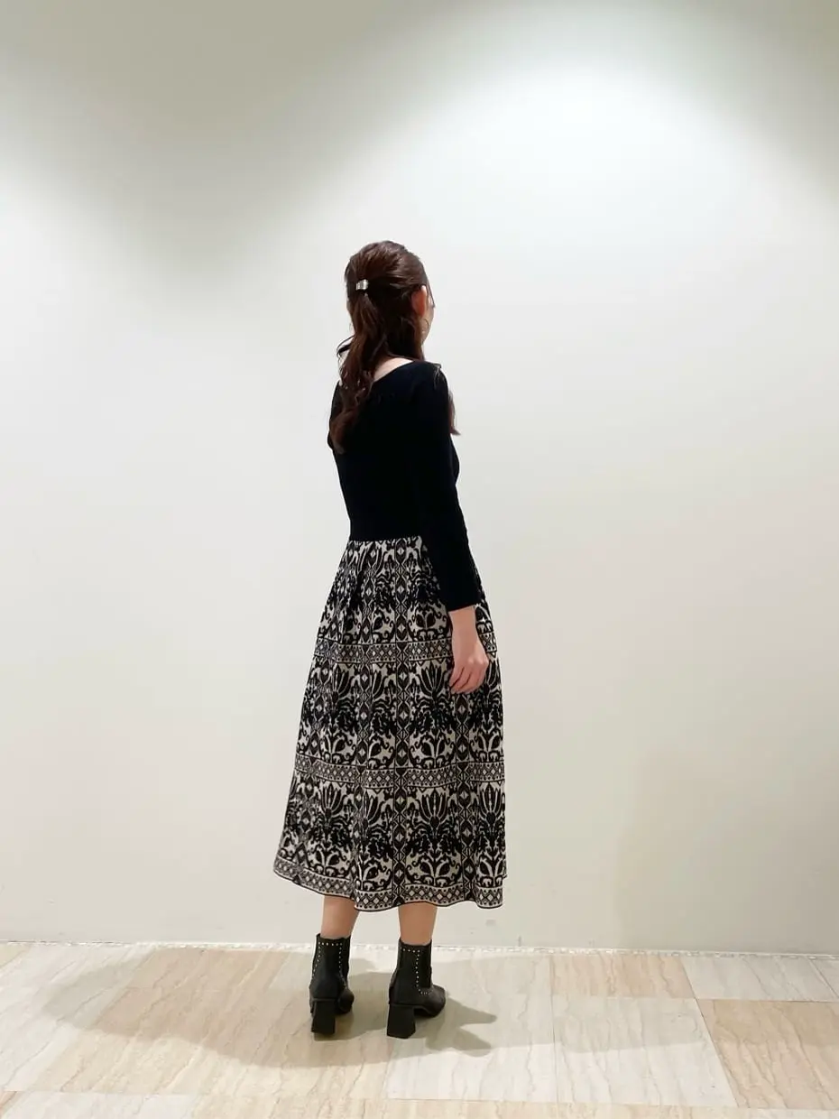 GRACE CONTINENTAL 赤間　 コーディネート画像