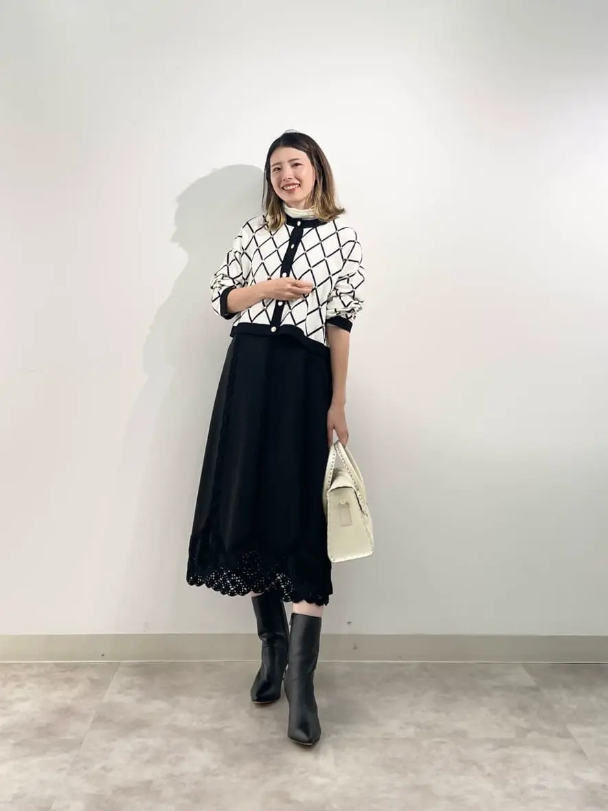 GRACE CONTINENTAL minami コーディネート画像