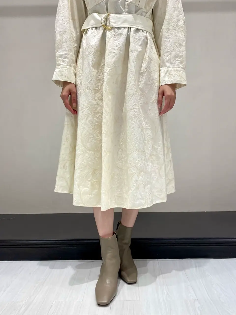 GRACE CONTINENTAL Abe コーディネート画像