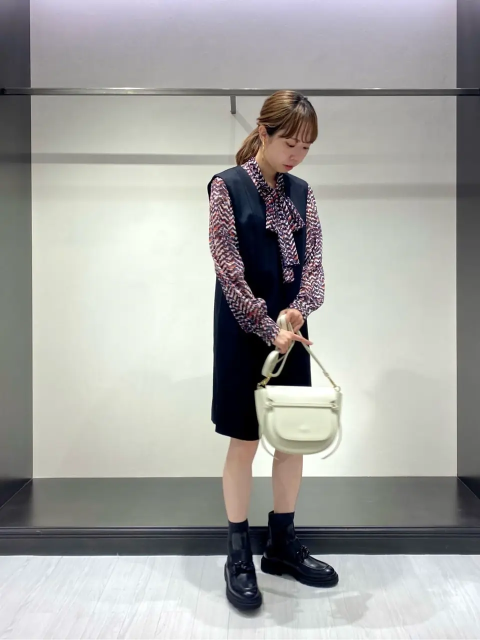 GRACE CONTINENTAL Abe コーディネート画像