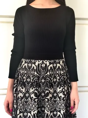 GRACE CONTINENTAL 清水　杏梨 コーディネート画像