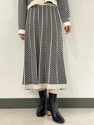 GRACE CONTINENTAL Yuuki NOZAWA コーディネート画像