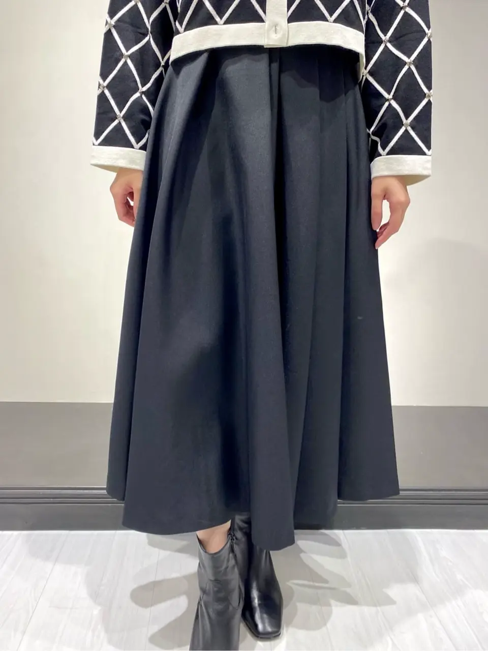 GRACE CONTINENTAL Abe コーディネート画像