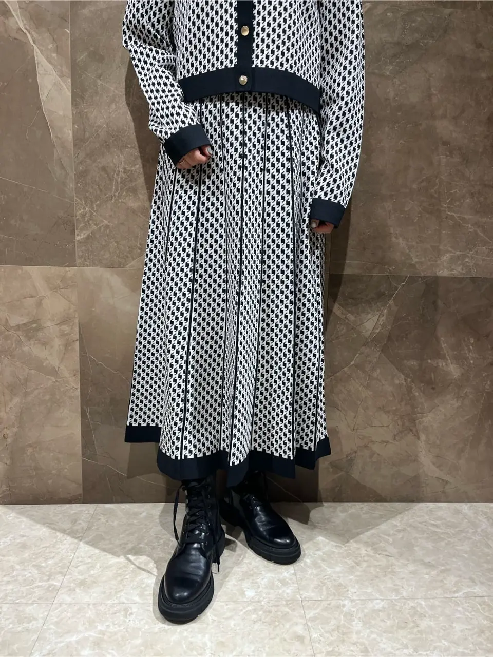 GRACE CONTINENTAL 穐山　香織 コーディネート画像