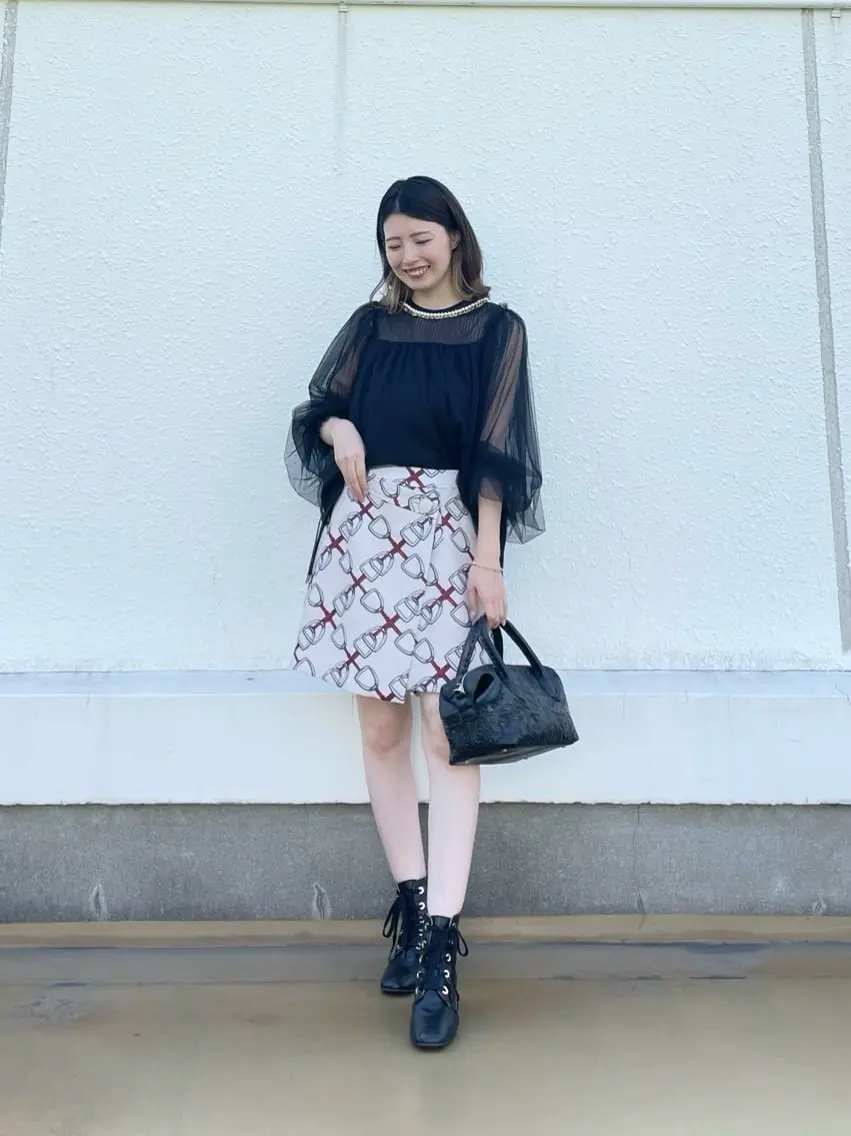 GRACE CONTINENTAL minami コーディネート画像