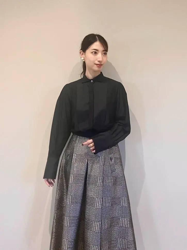 GRACE CONTINENTAL 青木育日 コーディネート画像