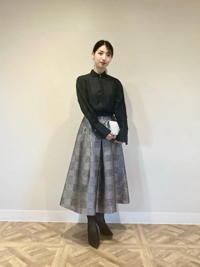 GRACE CONTINENTAL 青木育日 コーディネート画像