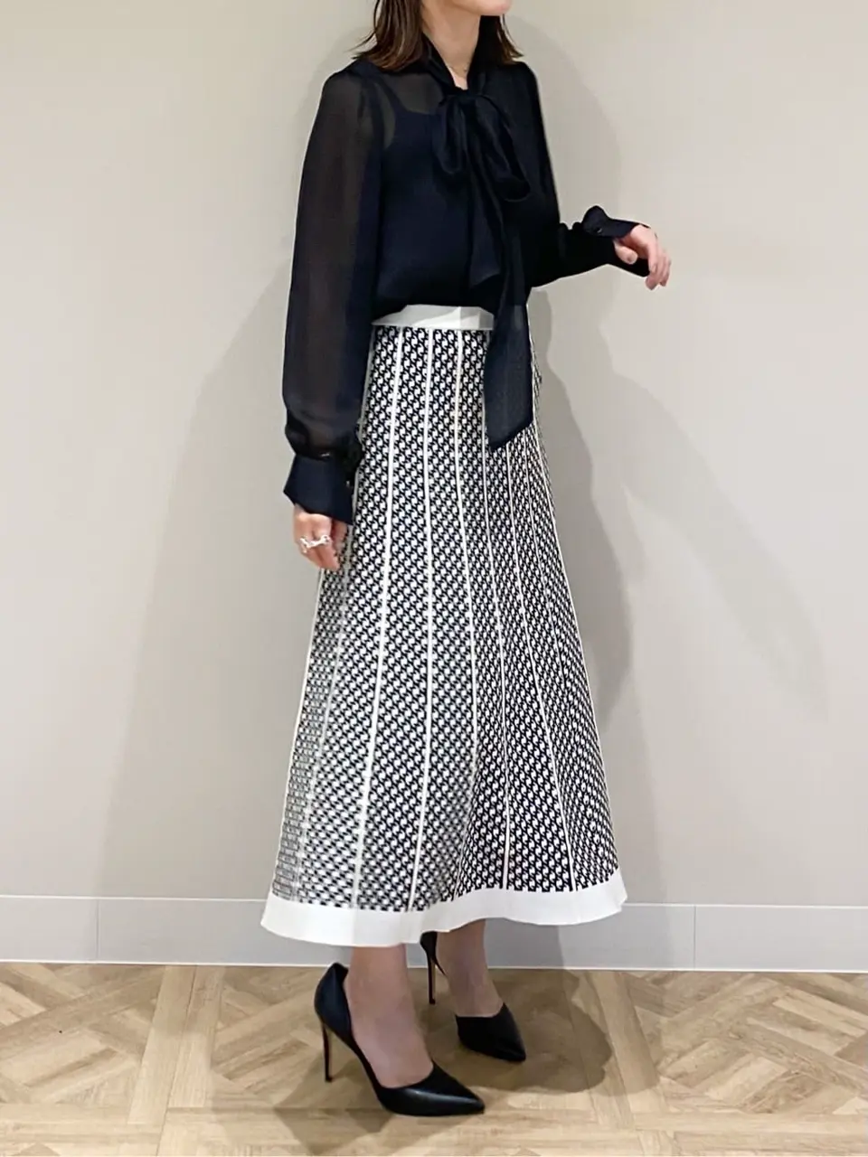 GRACE CONTINENTAL 古川温子 コーディネート画像