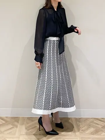 GRACE CONTINENTAL 古川温子 コーディネート画像