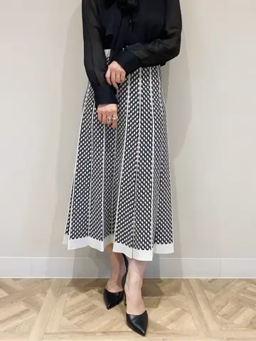 GRACE CONTINENTAL 古川温子 コーディネート画像