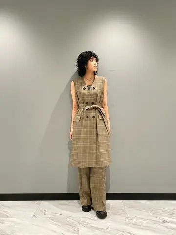 GRACE CONTINENTAL yoshi コーディネート画像