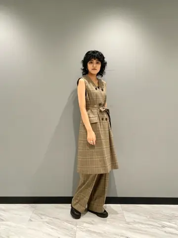 GRACE CONTINENTAL yoshi コーディネート画像