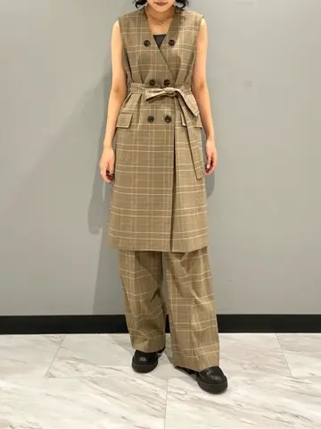 GRACE CONTINENTAL yoshi コーディネート画像