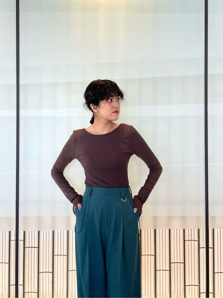 GRACE CONTINENTAL yoshi コーディネート画像