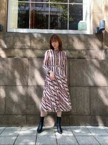 GRACE CONTINENTAL 伊藤　静華 コーディネート画像