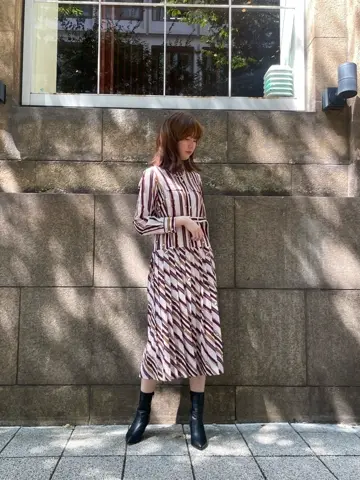 GRACE CONTINENTAL 伊藤　静華 コーディネート画像