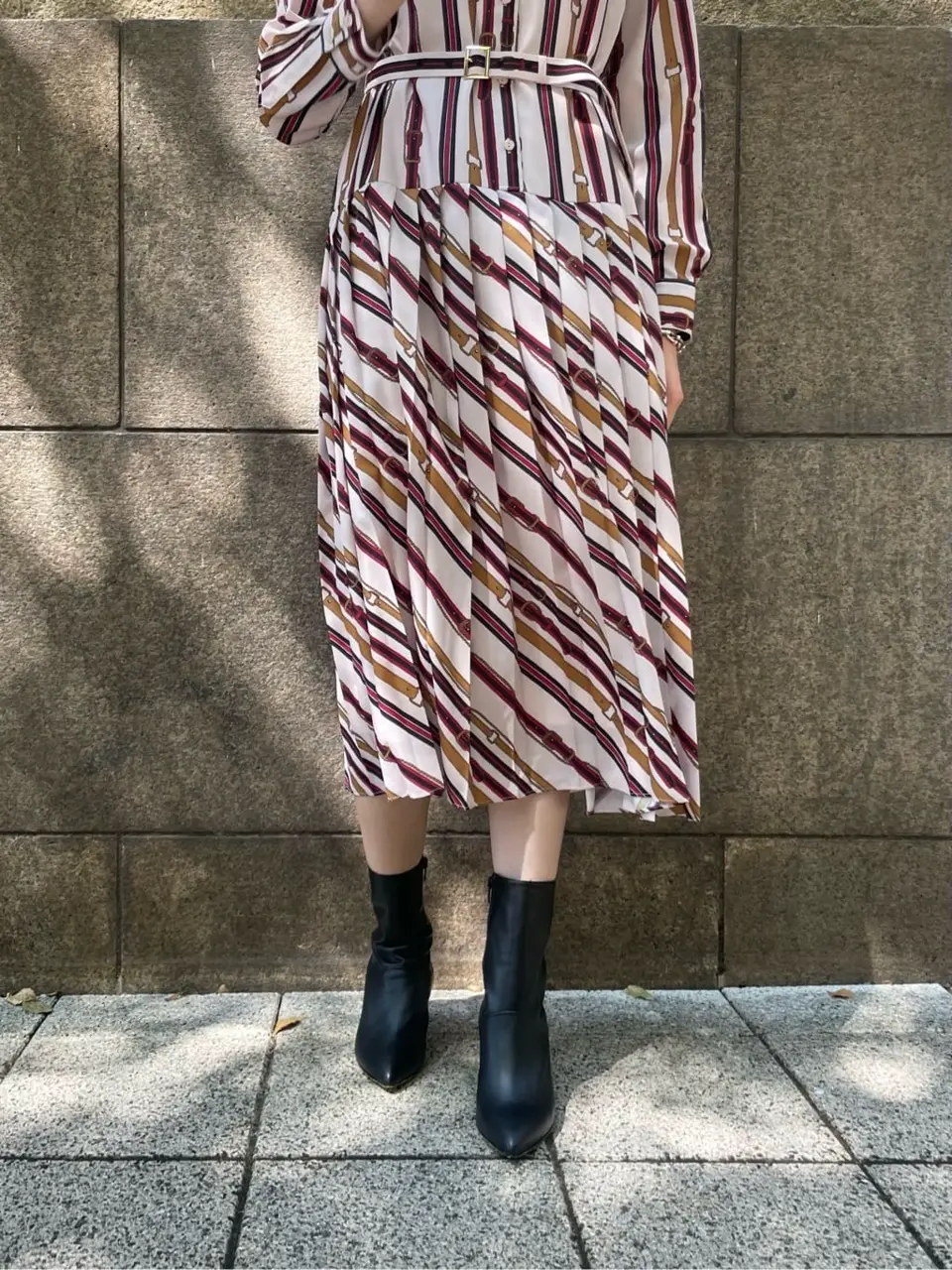 GRACE CONTINENTAL 伊藤　静華 コーディネート画像