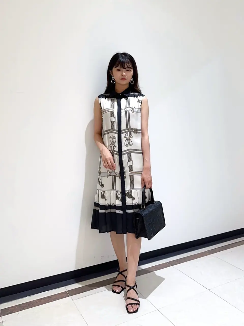 GRACE CONTINENTAL MORITA AI コーディネート画像