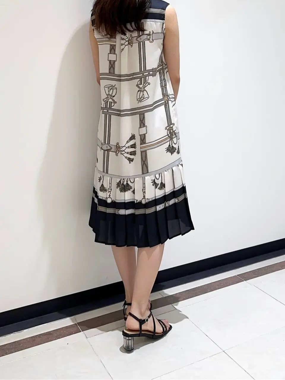 GRACE CONTINENTAL MORITA AI コーディネート画像