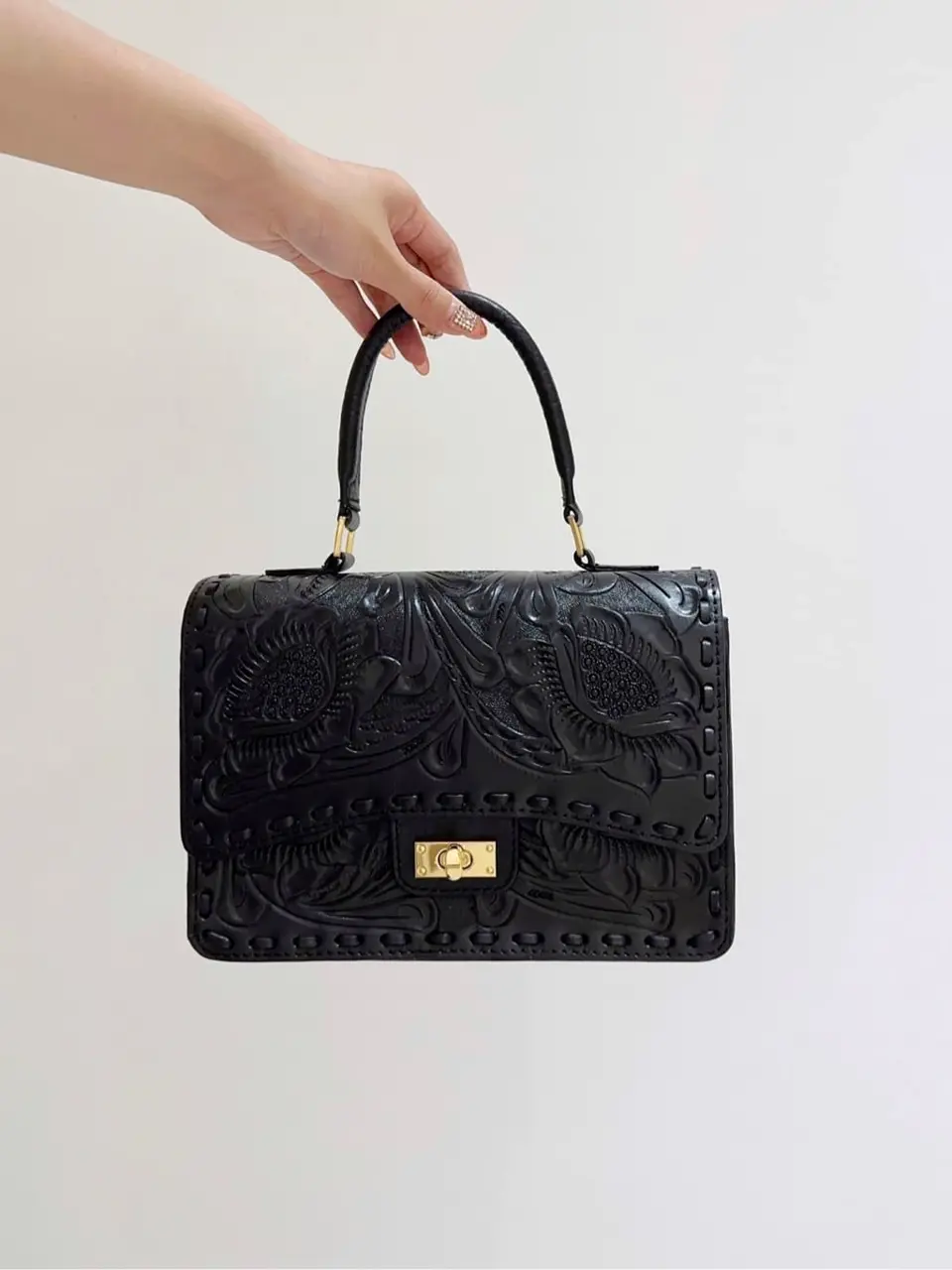 GRACE CONTINENTAL MORITA AI コーディネート画像