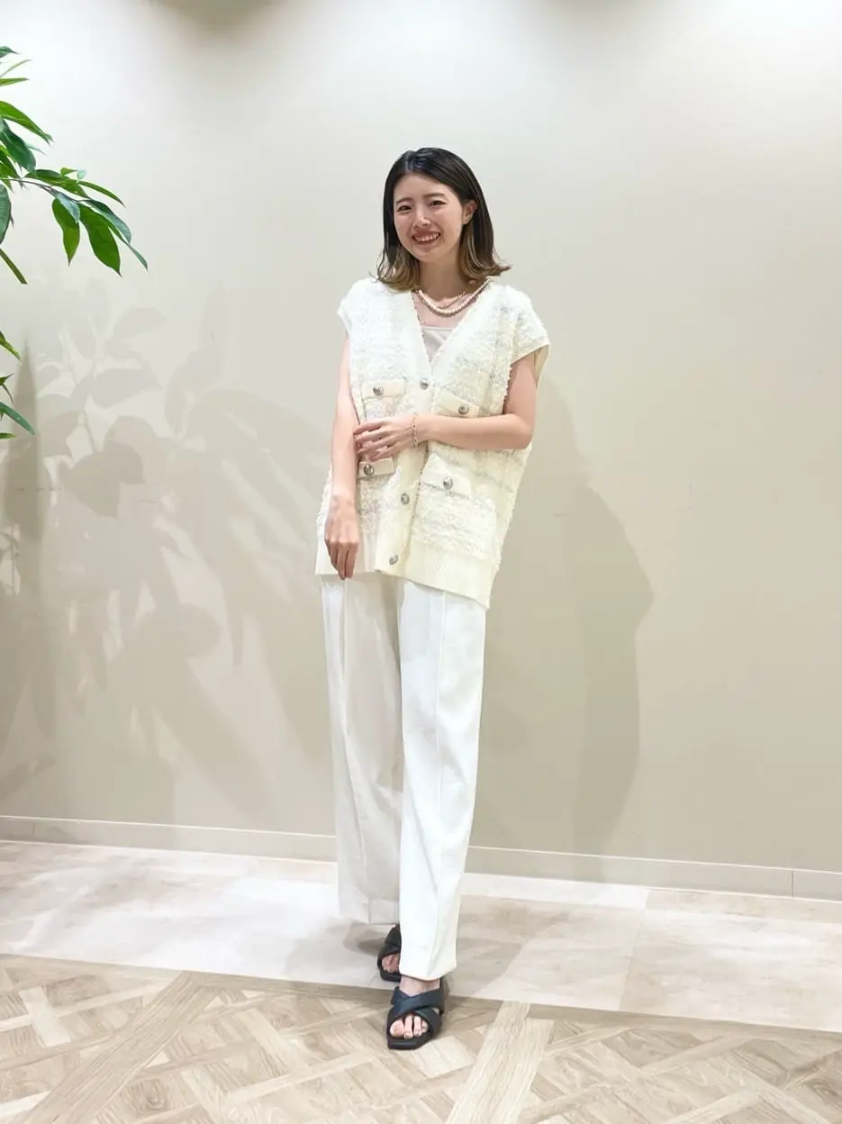 GRACE CONTINENTAL minami コーディネート画像