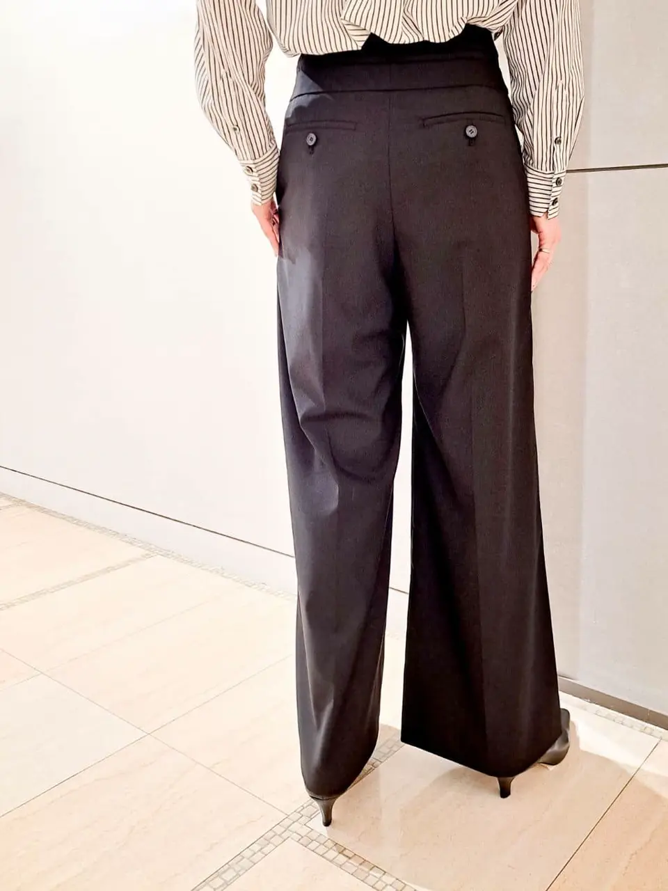 GRACE CONTINENTAL 今野　志保 コーディネート画像