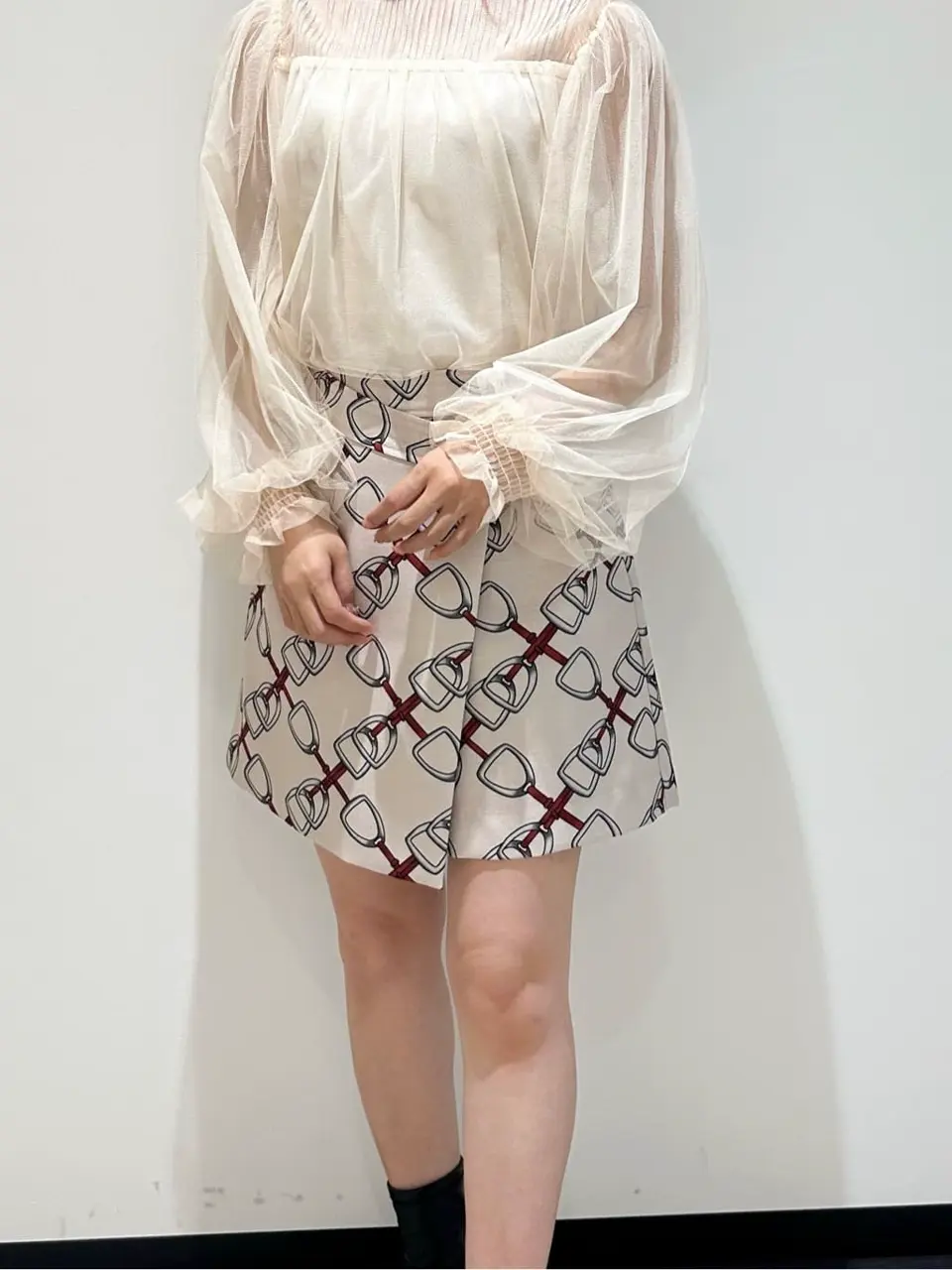 GRACE CONTINENTAL MORITA AI コーディネート画像