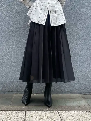 GRACE CONTINENTAL 伊藤　静華 コーディネート画像