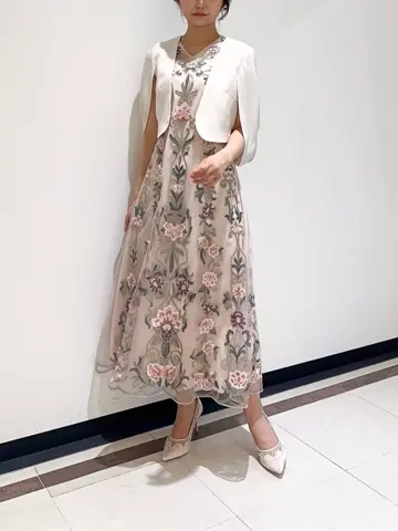 GRACE CONTINENTAL MORITA AI コーディネート画像