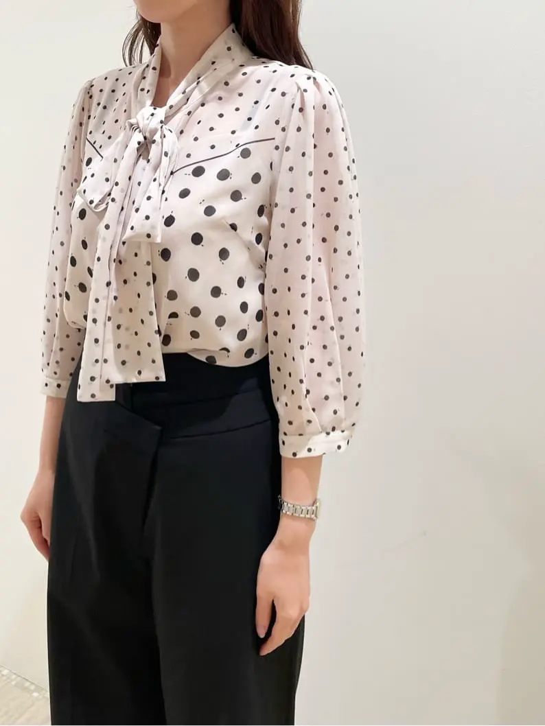 GRACE CONTINENTAL 赤間　 コーディネート画像