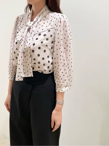 GRACE CONTINENTAL 赤間　 コーディネート画像