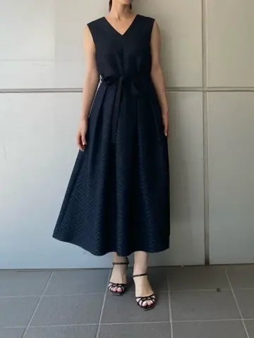 GRACE CONTINENTAL 青木育日 コーディネート画像