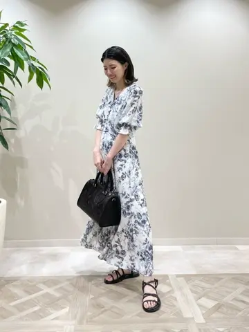 GRACE CONTINENTAL minami コーディネート画像