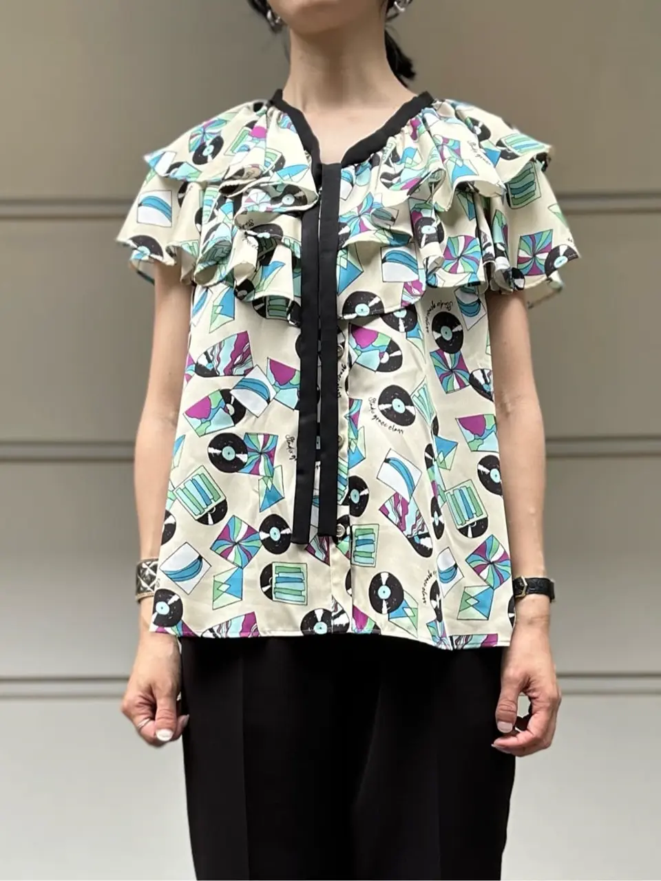 GRACE CONTINENTAL 尾田亜沙美 コーディネート画像